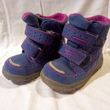 Superfit - zimski visoki čevlji (št. 22)