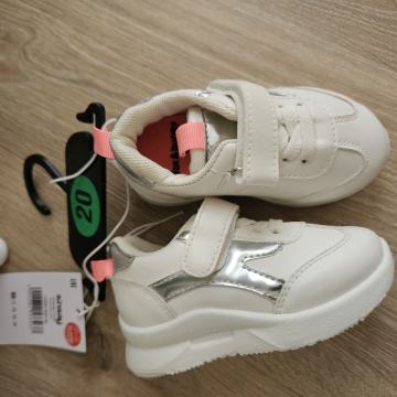 Nove superge za punčko st 20