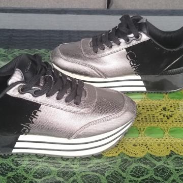 Teniski št.39 Calvin Klein