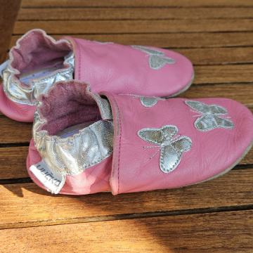 Usnjeni copati Vučko, št. 27-28