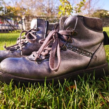 Usnjeni dekliški čevlji, odlično ohranjeni, Ciciban št. 36