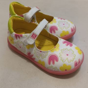 Otroški čevlji usnjene balerinke Agatha Ruiz št. 24, S POŠTNINO!