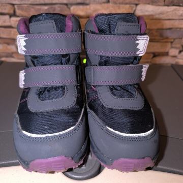 Zimski čevlji za deklico