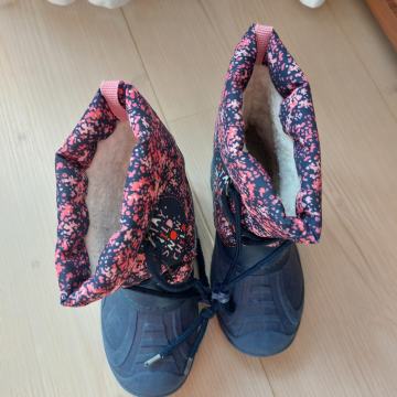 Zimski čevlji št. 28, Lupilu