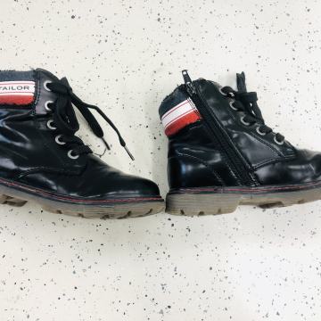 ZIMSKO JESENSKI ČEVLJI TOM TAILOR 32