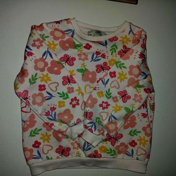 Dekliška puloverja C&A št. 104