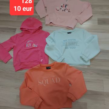 Dekliški puloverji 122 128 in 134 140, večina novih