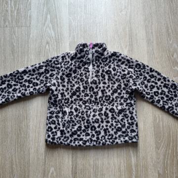 GAP pulover, velikost M, 8 let