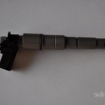 Injektor, šoba za vozila RenaultTrafic/ Opel Vivaro 2.0 CDTI