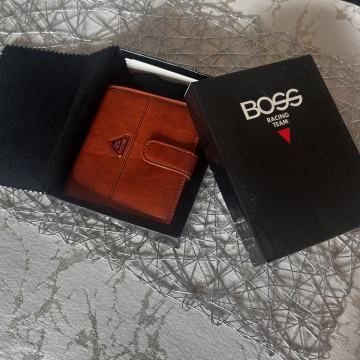 Boss nova usnjena denarnica