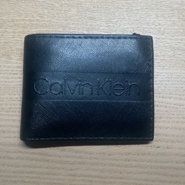 Calvin Klein usnjena denarnica