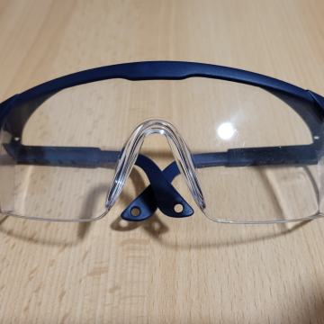 Laboratorijska očala, zaščitna očala