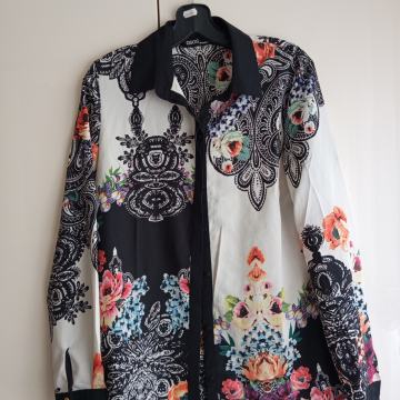 ASOS LONDON NOVA ČRNO CVETLIČNA BLUZA 38/40