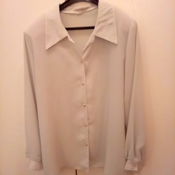 bluza 40-42 št