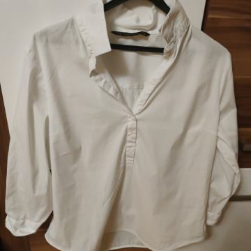Bluza bela 40