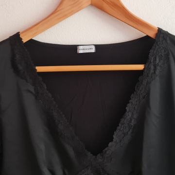 BLUZA - st.M+L ■INTIMISSIMI ■črna ■elegantna