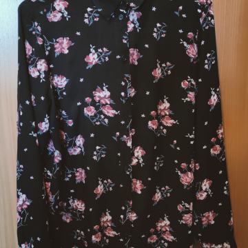Črna bluza z rožami H&M, vel. 36 (S)