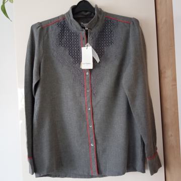 LES PETITES NOVA SIVA BLUZA Z ETIKETO MPC 94€ S/M