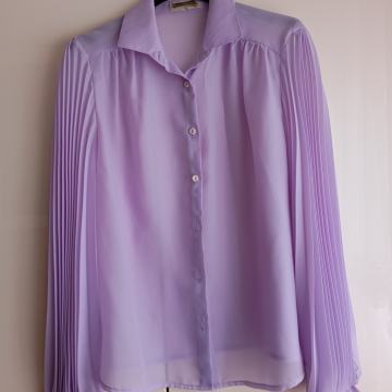 LILA ELEGANTNA BLUZA S PLISE ROKAVI 40/42
