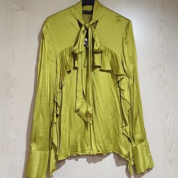Zara bluza s pentljo M