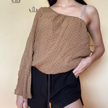 Rjava bluza brez enega rokava M