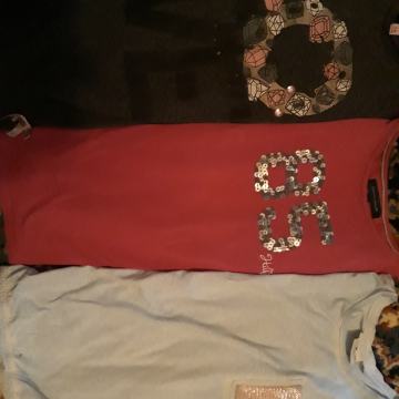 3 dekliske majice 140