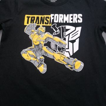 Črna majica Transformers, št. 134/140