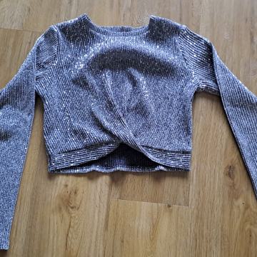 DEKLIŠKA MAJICA Z BLEŠČICAMI ŠT. 152 (11-12 LET)