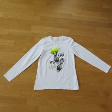 majica velikosti 13-14 let (DEJANSKA VELIKOST JE ŠT. 158/164)