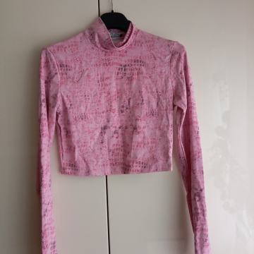 BERSHKA NOV ROZA CROP TOP S