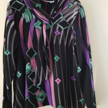 PATTY FASHION PISANA MAJČKA Z ETIKETO M/L