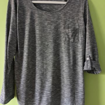 Ženska majica št 44/46 L/XL