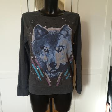 Majica, pulover Wolf, volk (ugodno!)