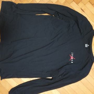 AIR JORDAN ČRNA MAJICA