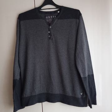 GUESS SIVO ČRTASTA MAJCA M/L