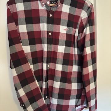 Hollister srajica velikost M