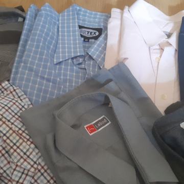 Moške srajce XL + brezrokavnik(vse10eur)