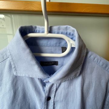 Pradam tri srajce št. S ali 36, Galileo in OlYMP