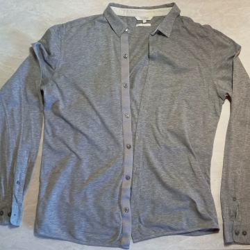 Prodam sivo srajco velikosti M znamke Tom Tailor