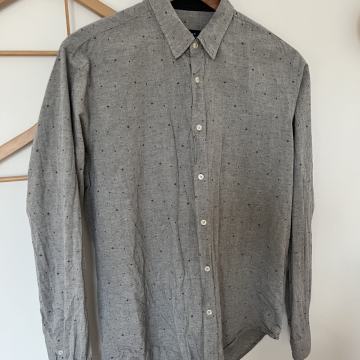 Prodam novo ŠPORTNO/ELEGANT srajco ZARA vel. L