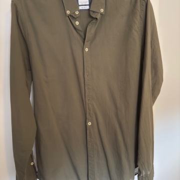 Zara srajica velikost M