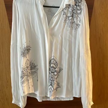 Desigual srajca velikost S