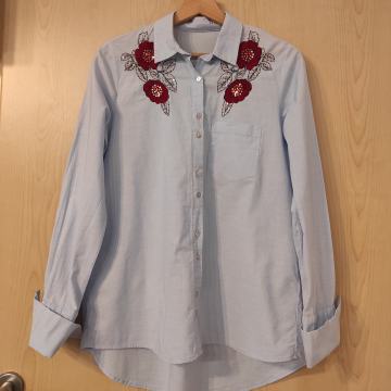 Zara srajca z vezenino S/M