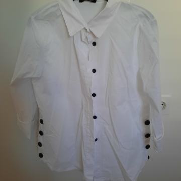 Zenska bela srajca 3/4 rokav NOVA