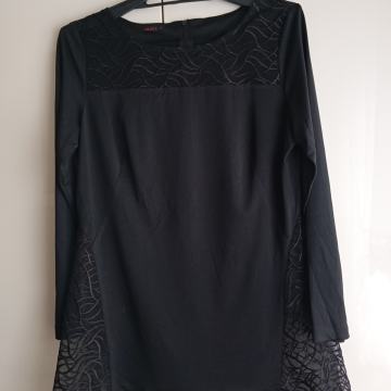 ČRNA SVEČANO ELEGANTNA TUNIKA S ČIPKO 40