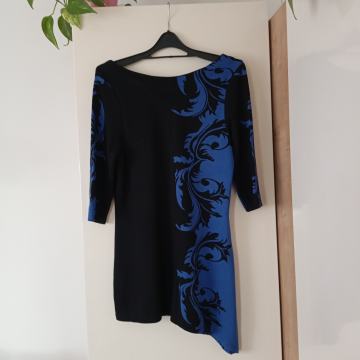 Črno modra asimetrična topla tunika  38/40