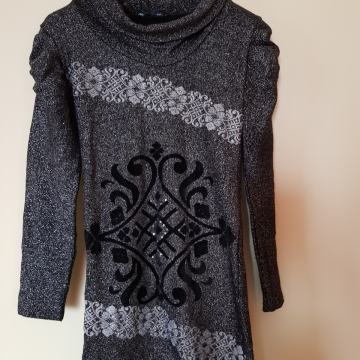 ČRNO SREBRNA SVEČANA DOLGA TUNIKA 38/40