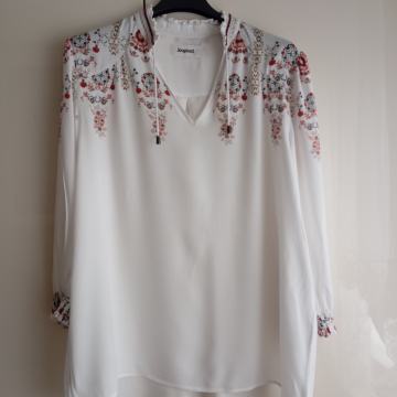DESIGUAL BELO CVETLIČNA BOMBAŽNA TUNIKA 42