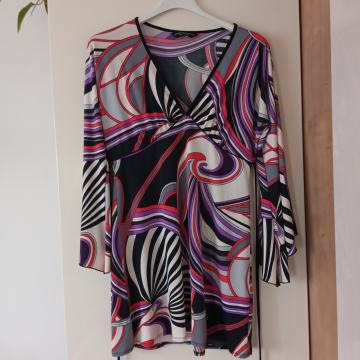 DOROTHY PERKINS NOVA PISANA TUNIKA 40