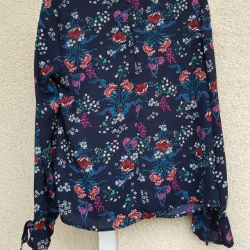 GINA TRICOT NOVA MODRO CVETLIČNA TUNIKA 34/36